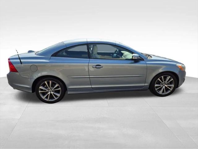 2011 Volvo C70 T5