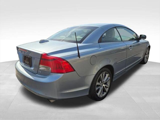 2011 Volvo C70 T5