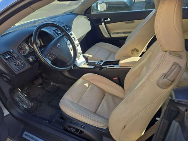 2011 Volvo C70 T5