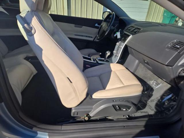 2011 Volvo C70 T5