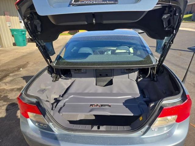 2011 Volvo C70 T5