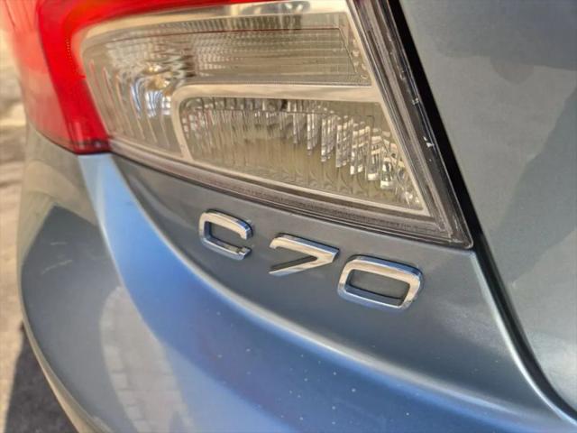 2011 Volvo C70 T5