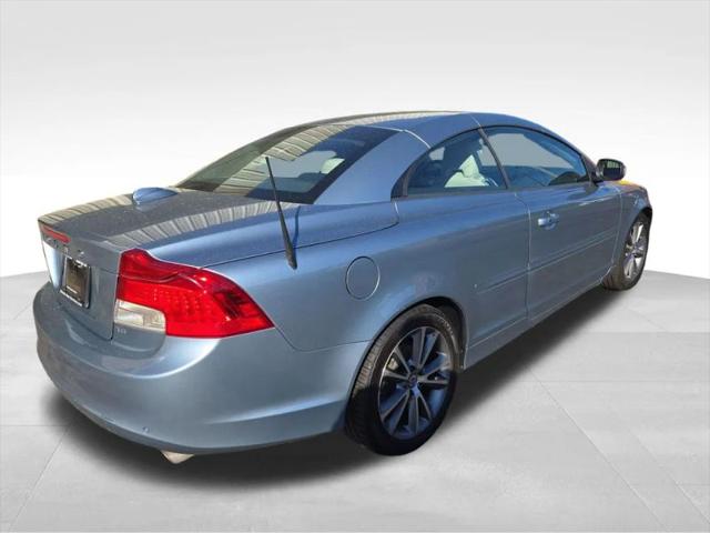 2011 Volvo C70 T5