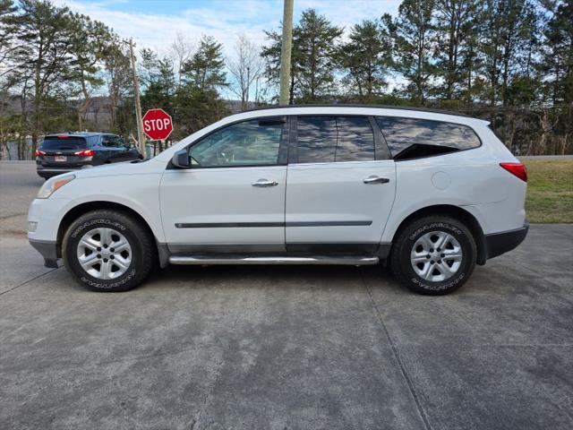 2010 Chevrolet Traverse LS