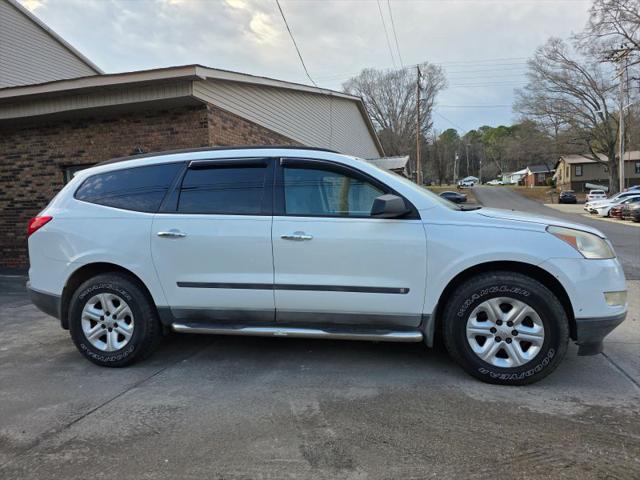 2010 Chevrolet Traverse LS
