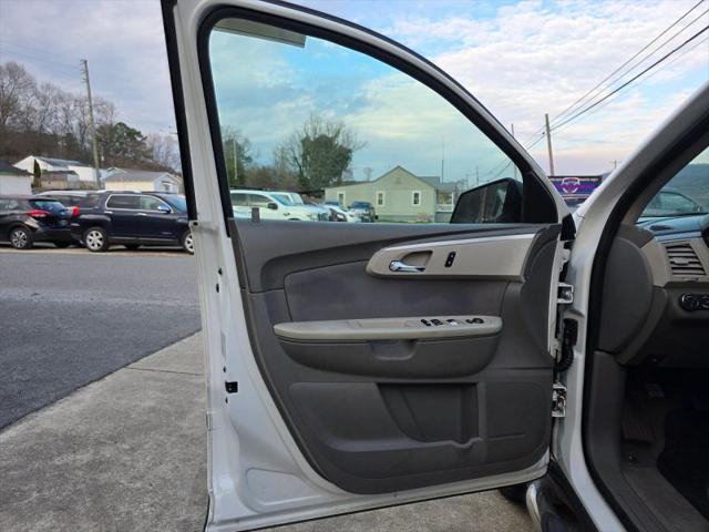 2010 Chevrolet Traverse LS