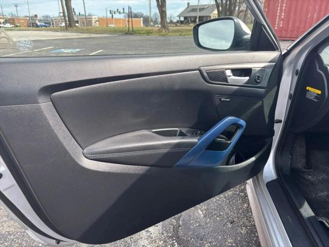 2013 Hyundai Veloster Turbo w/Blue