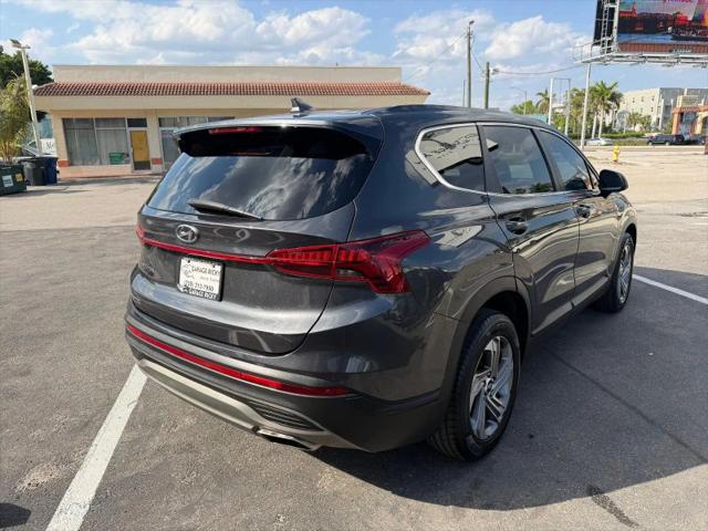 2021 Hyundai Santa Fe SE