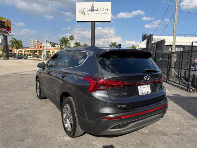 2021 Hyundai Santa Fe SE