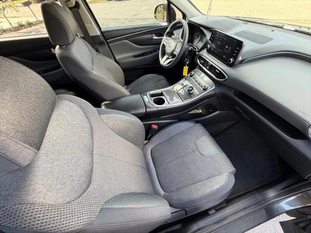 2021 Hyundai Santa Fe SE