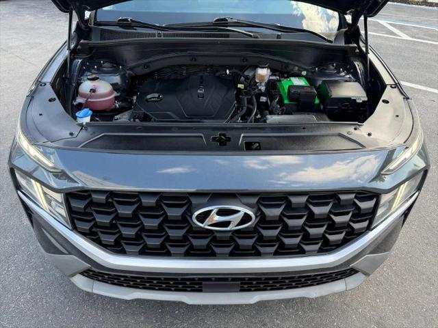 2021 Hyundai Santa Fe SE