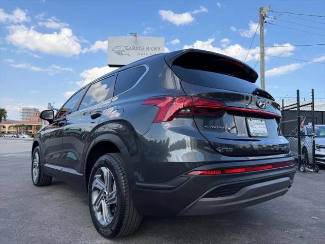 2021 Hyundai Santa Fe SE