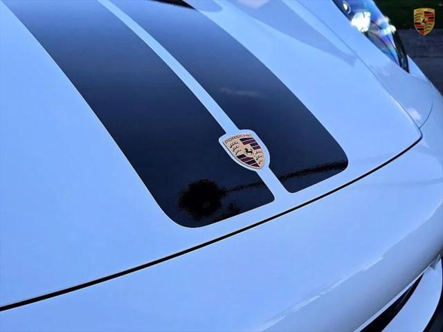 2022 Porsche 911 Carrera 4 GTS Cabriolet