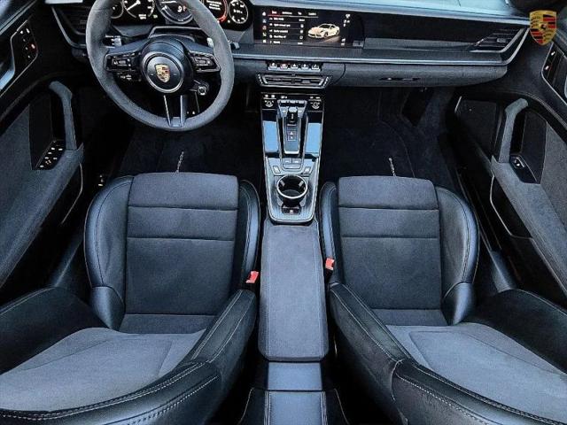 2022 Porsche 911 Carrera 4 GTS Cabriolet