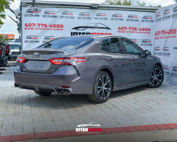 2018 Toyota Camry SE