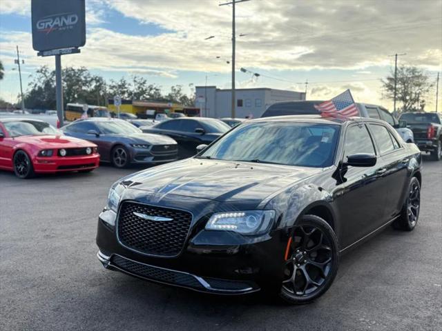2019 Chrysler 300 Touring
