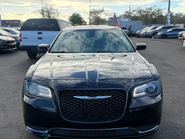 2019 Chrysler 300 Touring