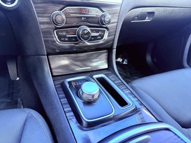 2019 Chrysler 300 Touring