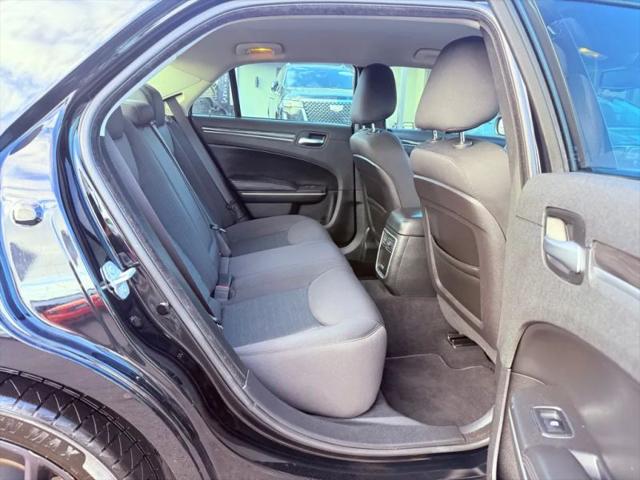 2019 Chrysler 300 Touring
