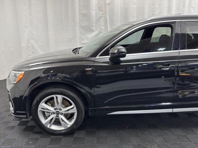 2022 Audi Q3 Premium 45 TFSI S line quattro Tiptronic