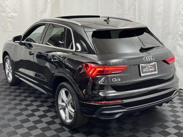 2022 Audi Q3 Premium 45 TFSI S line quattro Tiptronic