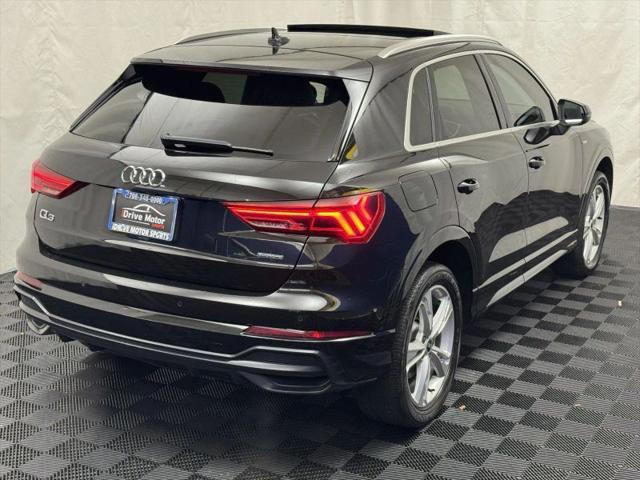 2022 Audi Q3 Premium 45 TFSI S line quattro Tiptronic