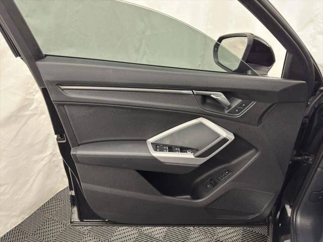 2022 Audi Q3 Premium 45 TFSI S line quattro Tiptronic