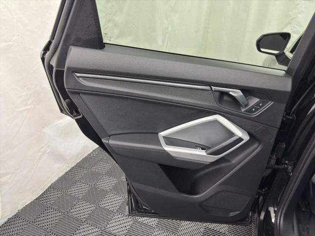 2022 Audi Q3 Premium 45 TFSI S line quattro Tiptronic