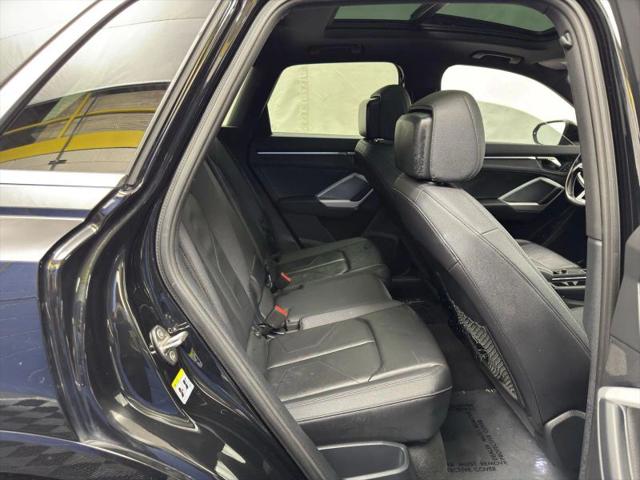 2022 Audi Q3 Premium 45 TFSI S line quattro Tiptronic