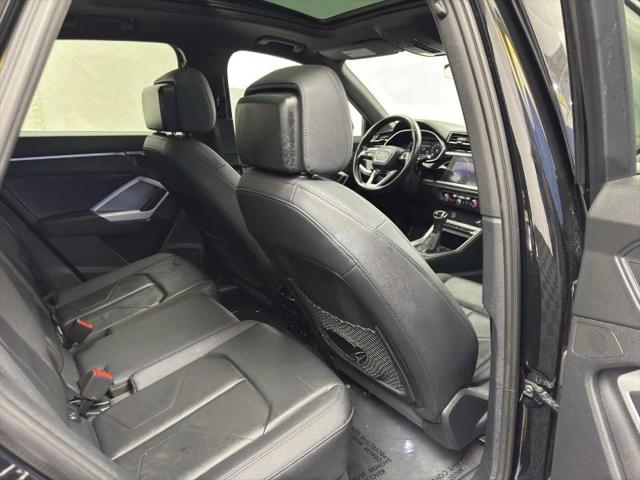 2022 Audi Q3 Premium 45 TFSI S line quattro Tiptronic