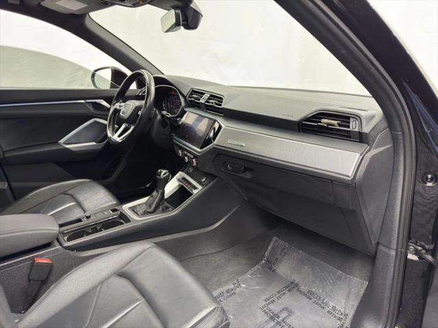 2022 Audi Q3 Premium 45 TFSI S line quattro Tiptronic