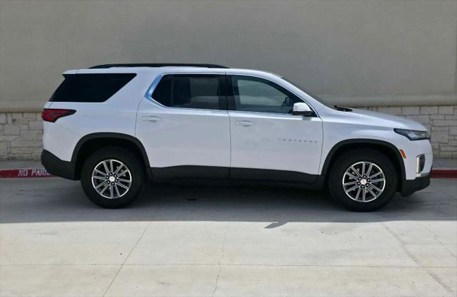 2022 Chevrolet Traverse AWD LT Cloth