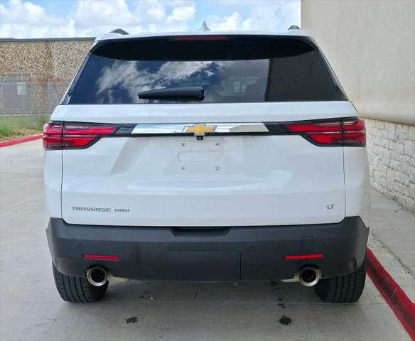 2022 Chevrolet Traverse AWD LT Cloth