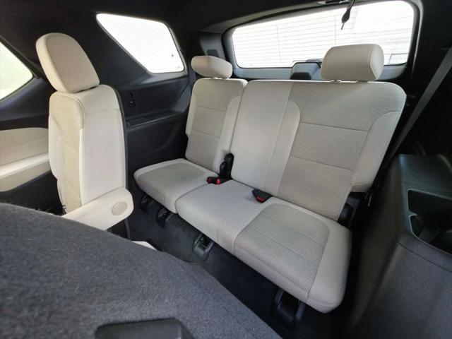 2022 Chevrolet Traverse AWD LT Cloth