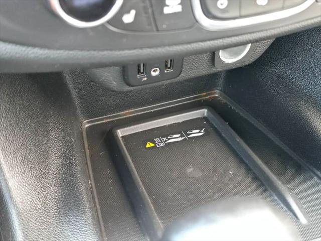 2022 Chevrolet Traverse AWD LT Cloth