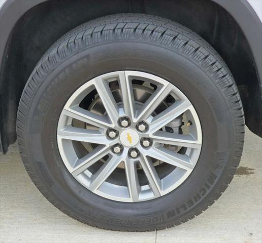 2022 Chevrolet Traverse AWD LT Cloth