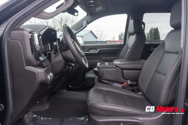 2025 GMC Sierra 1500 4WD Crew Cab Short Box SLT