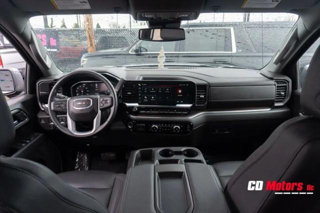 2025 GMC Sierra 1500 4WD Crew Cab Short Box SLT
