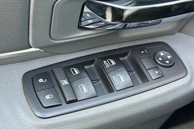 2017 Ram 1500 SLT Quad Cab 4x4 64 Box
