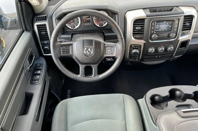2017 Ram 1500 SLT Quad Cab 4x4 64 Box