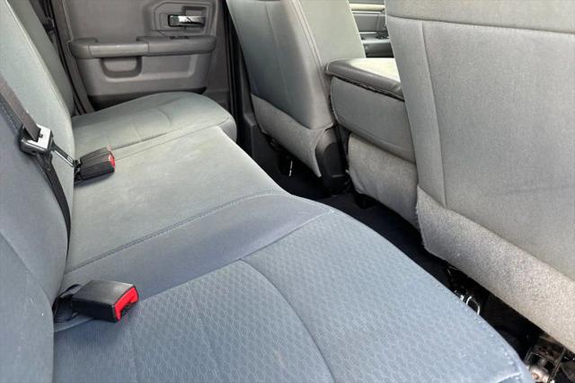 2017 Ram 1500 SLT Quad Cab 4x4 64 Box
