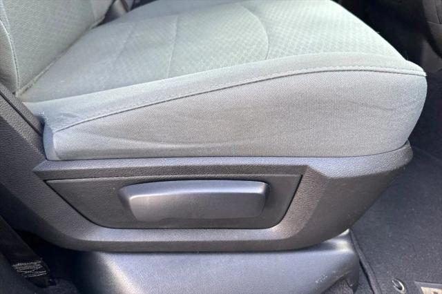 2017 Ram 1500 SLT Quad Cab 4x4 64 Box