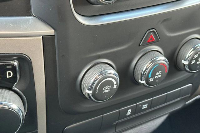 2017 Ram 1500 SLT Quad Cab 4x4 64 Box