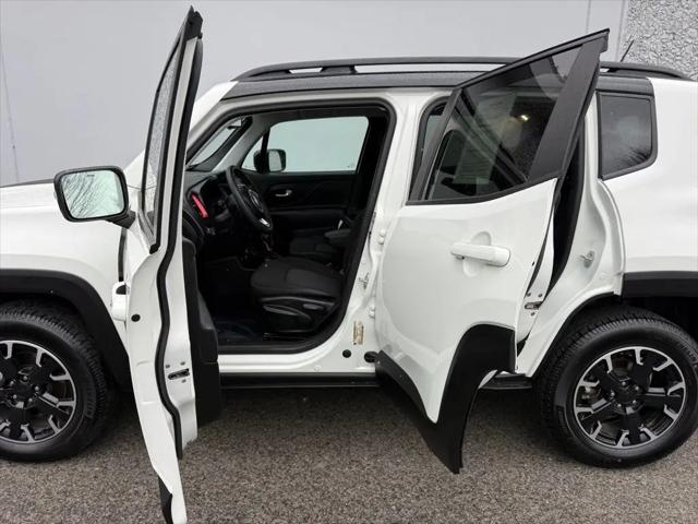 2023 Jeep Renegade Trailhawk 4x4