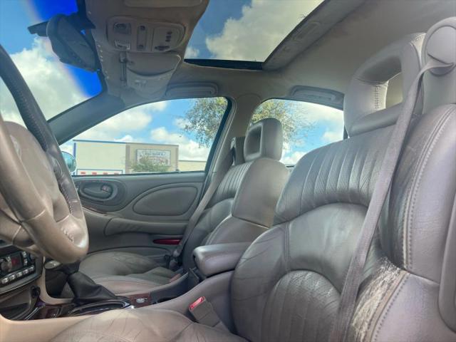 2001 Pontiac Bonneville SLE