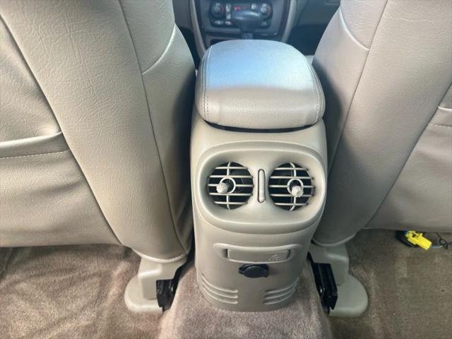 2001 Pontiac Bonneville SLE