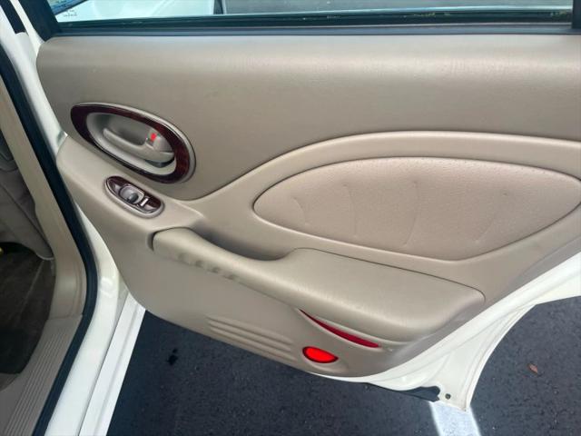 2001 Pontiac Bonneville SLE