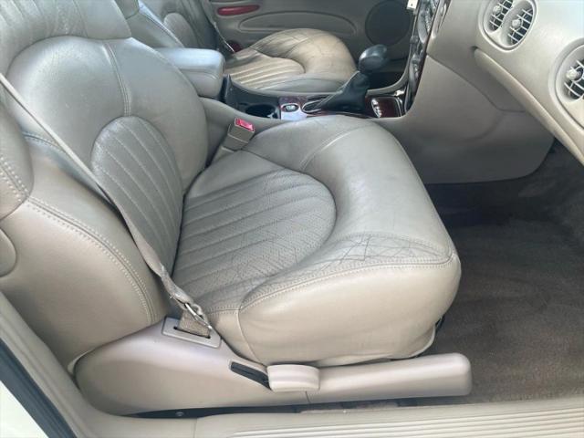 2001 Pontiac Bonneville SLE