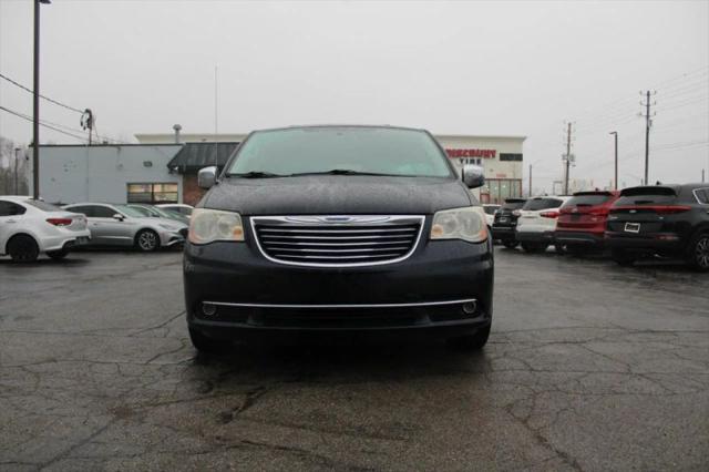 2011 Chrysler Town & Country Touring-L