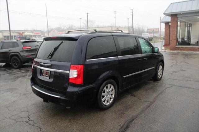 2011 Chrysler Town & Country Touring-L